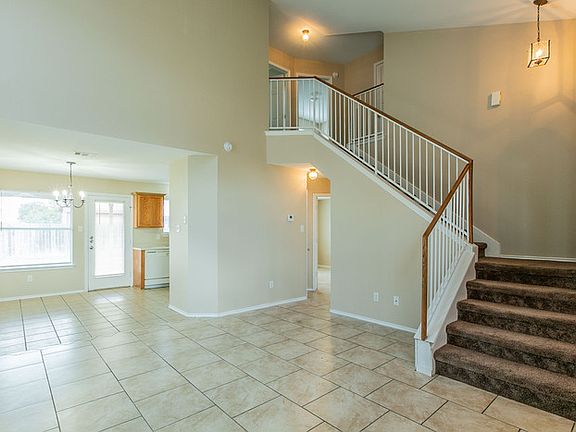 2nd image of 4707 Causeway Ct