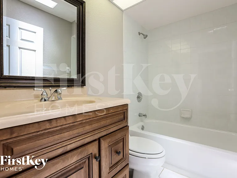 1138 Presque Isle Dr — Photo 12