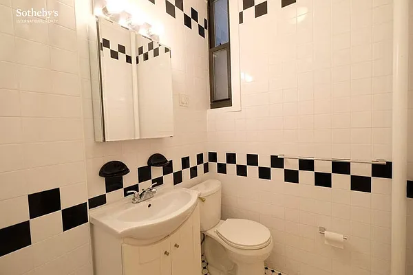 Rented by Sotheby's International Realty | media 17