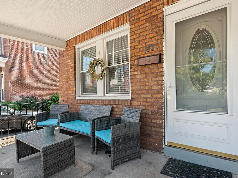 315 Rector St — Photo 11
