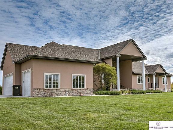 3rd image of 1133 Ponderosa Dr