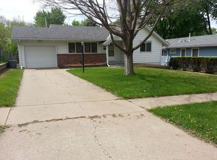 4725 Spring St, Omaha, NE 68106