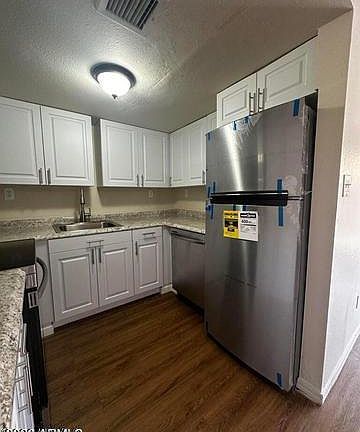 4th image of 2666 N 43RD Avenue #C