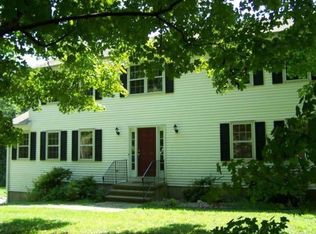 1 Washbrook Rd, Newtown, CT 06470