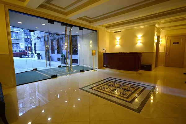 Rented by Bold New York | media 11