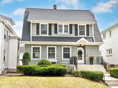 4158 North Farwell AVENUE, Shorewood, WI, 53211