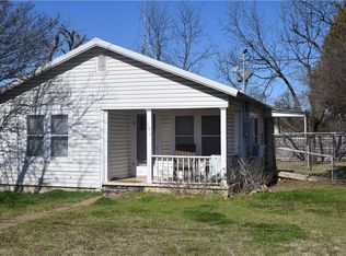 102 W Wilson Ave, Whitney, TX 76692