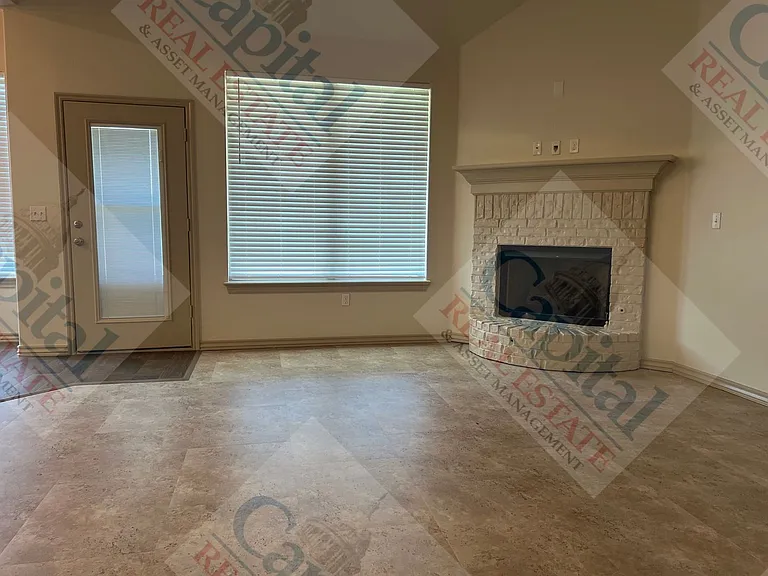 20630 Frontier Pl — Photo 4