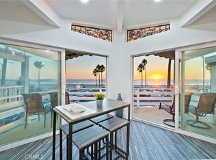 2212 W Oceanfront, Newport Beach, CA 92663