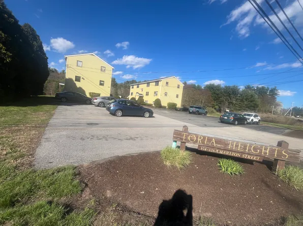 126 Charlton St APT A, Oxford, MA 01540