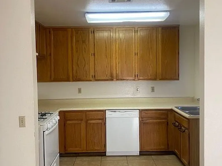 31675 Avenida Valdez #B — Photo 3