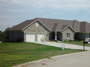 25632 Magnolia Cir, Maryville, MO 64468