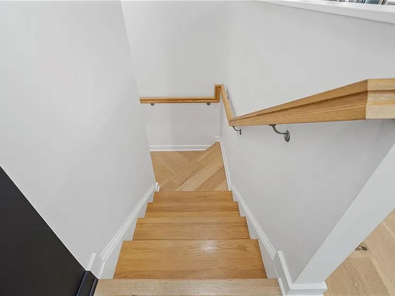 371 Pratt Dr SE #207 — Photo 31