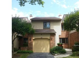 105 Camsten Ct, Chesterbrook, PA 19087