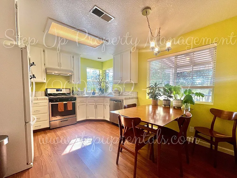 11100 Nathan Ct — Photo 10