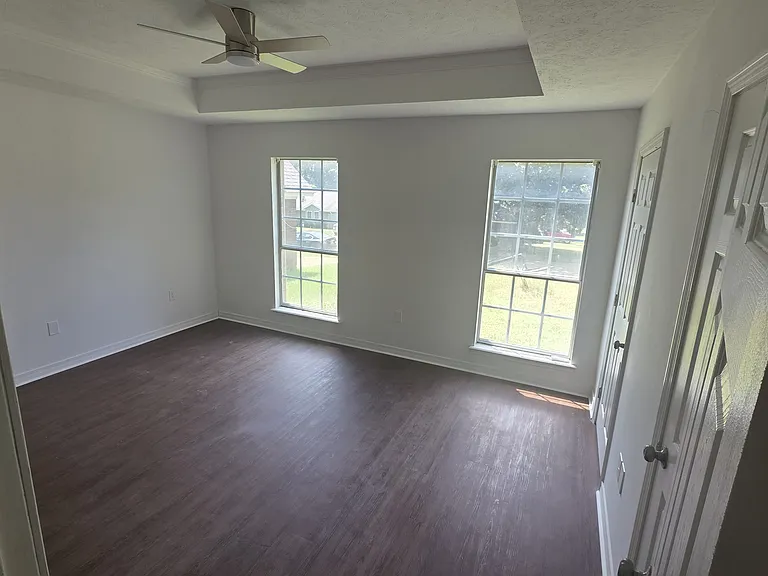 288 Planters Grv — Photo 5