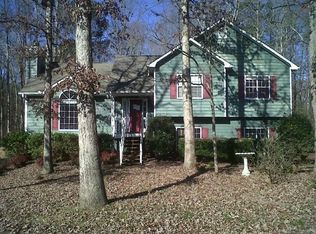 6525 Carriage Ct, Cumming, GA 30040