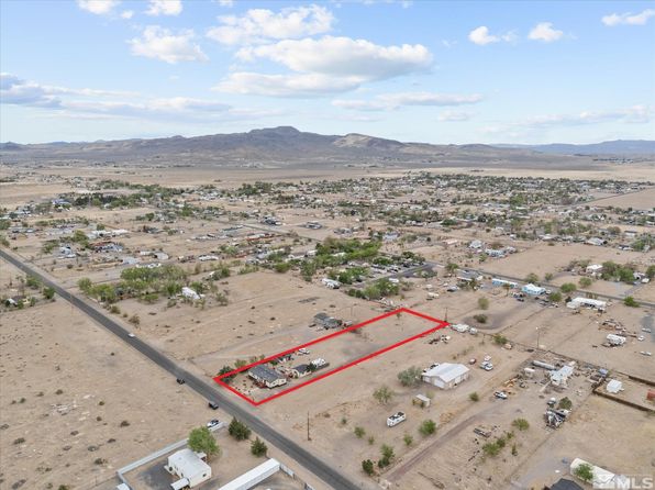 3455 Elm St, Silver Springs, NV 89429