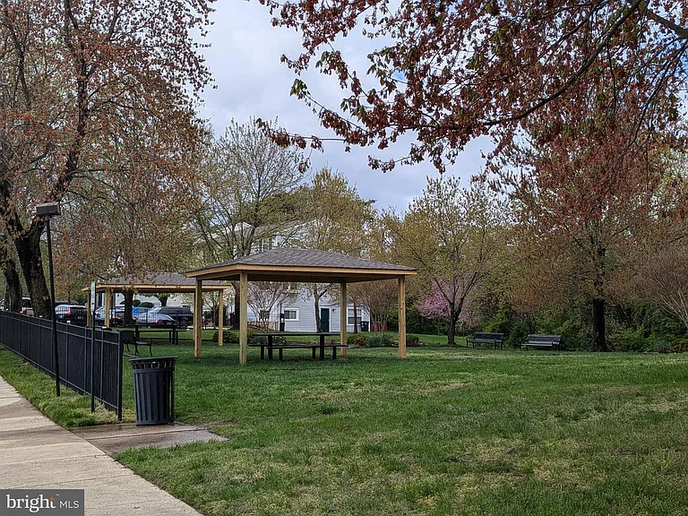 5704 Sweetway Ter #43 — Photo 48