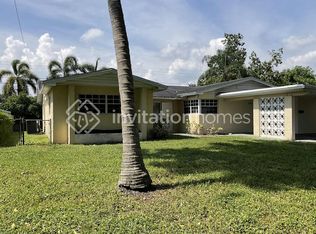 200 SW 65th Way, Hollywood, FL 33023