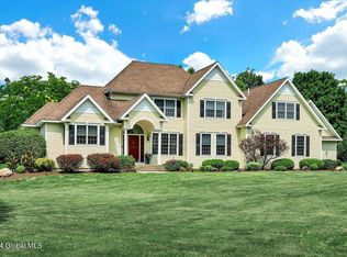 4 Crimson Ct, Castleton, NY 12033