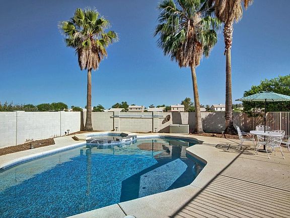 4th image of 7159 W Deserama Dr