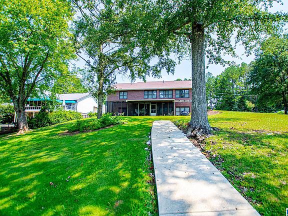 2nd image of 539 Peninsula Dr