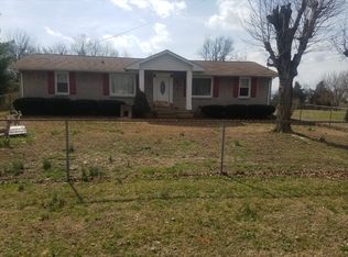 111 Maple St, Cross Plains, TN 37049