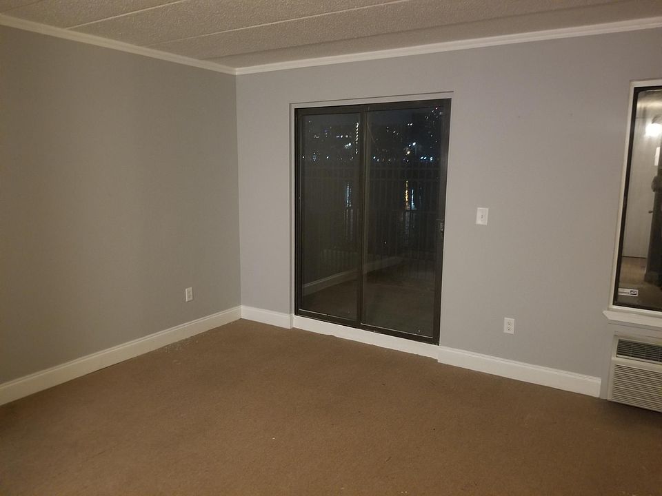 1st image of 10849 Seaview Ave #1