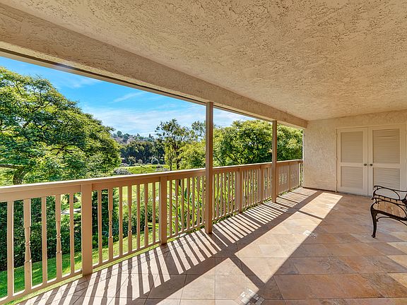 Huge Deck