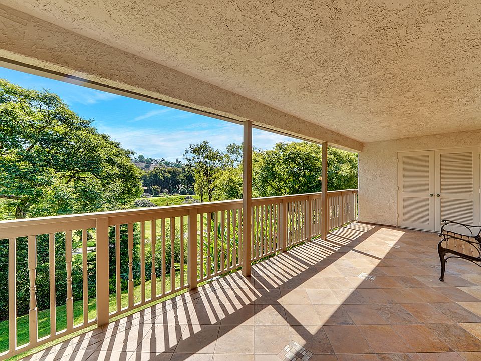 Huge Deck