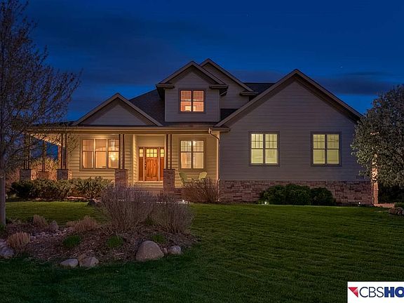 3rd image of 20293 Jeannie Ln