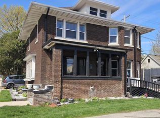 217 S 4th St, Stoughton, WI 53589