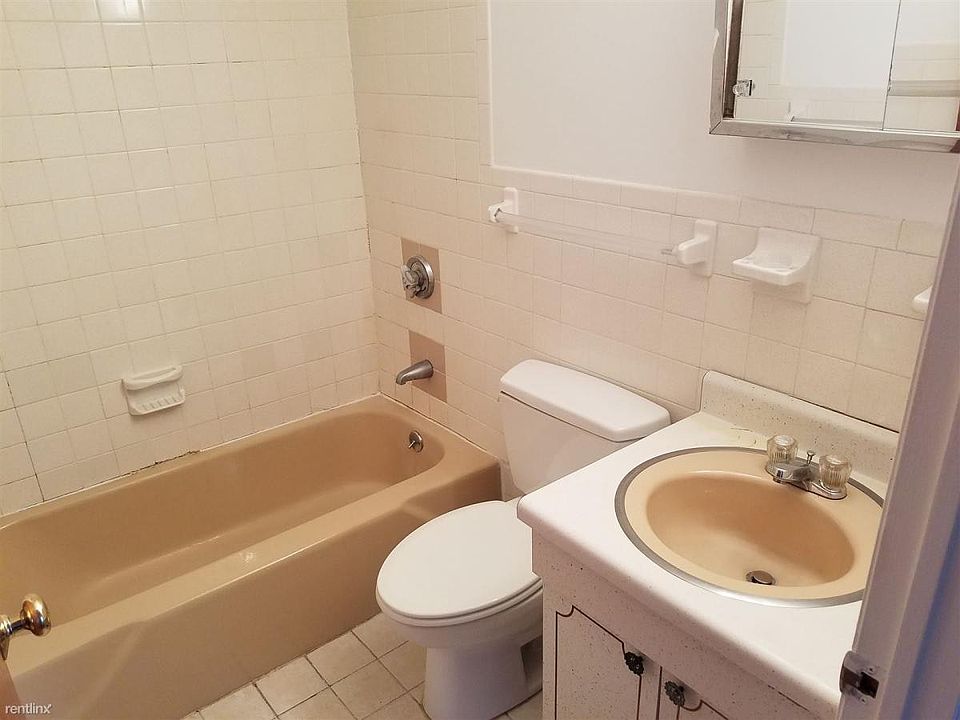 2nd image of 7 Meridian St APT 1
