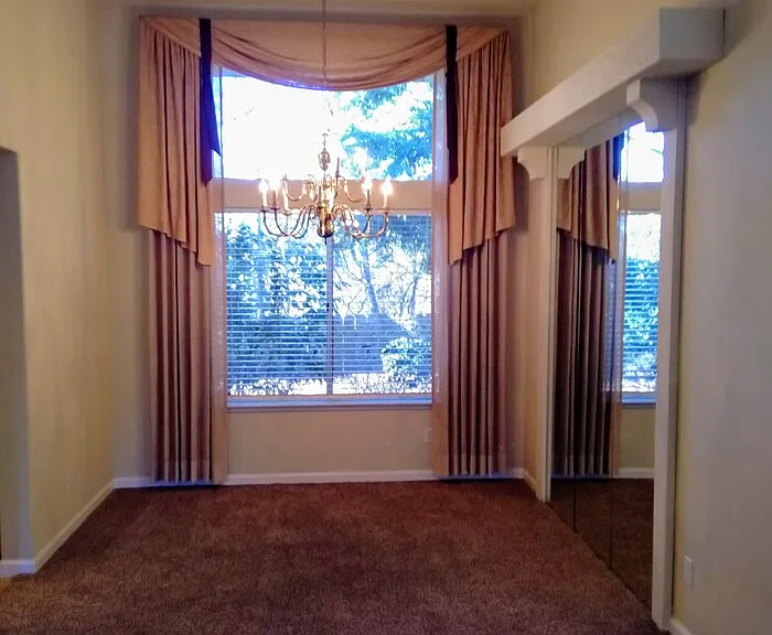 6220 Cameo Dr — Photo 5