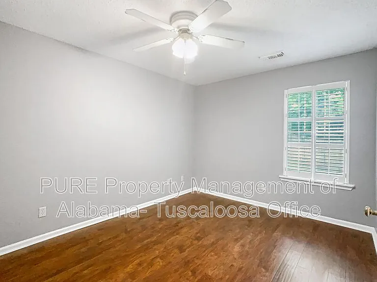 2751 Meadowlark Ln — Photo 10