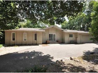 17001 Valley Rd, Eden Prairie, MN 55347