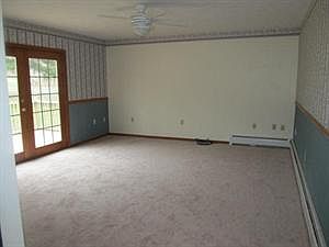 4th image of 293 Oriole Dr