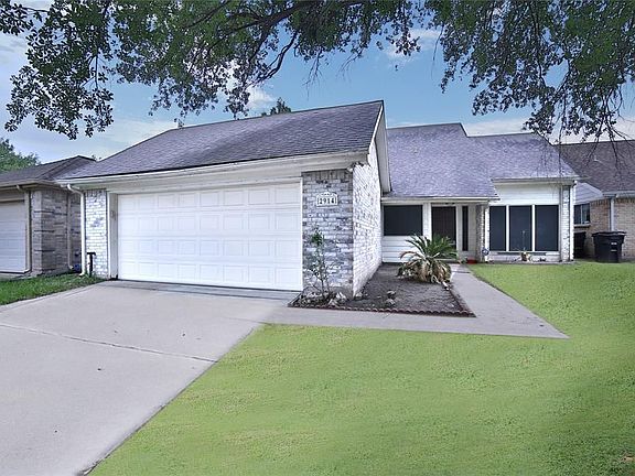 2nd image of 2914 Crest Park Dr