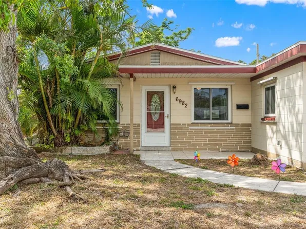 6982 78th Ave N, Pinellas Park, FL 33781