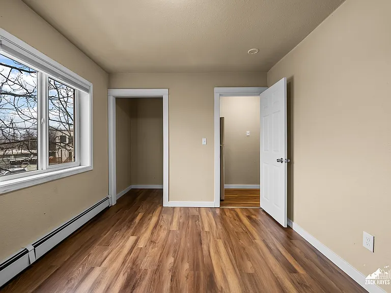 618 Gambell St #11 — Photo 26