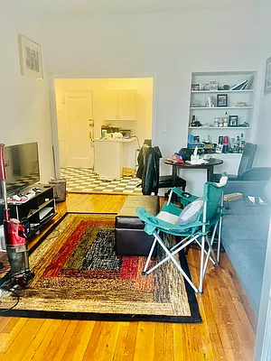 Rented by CitySites Real Estate Group | media 28