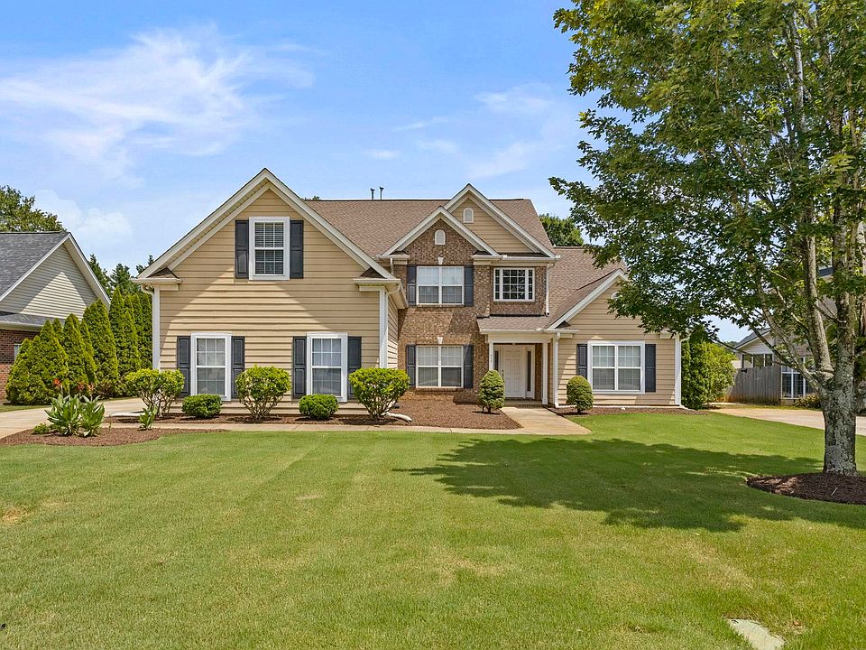 1st image of 320 Verdana Ct