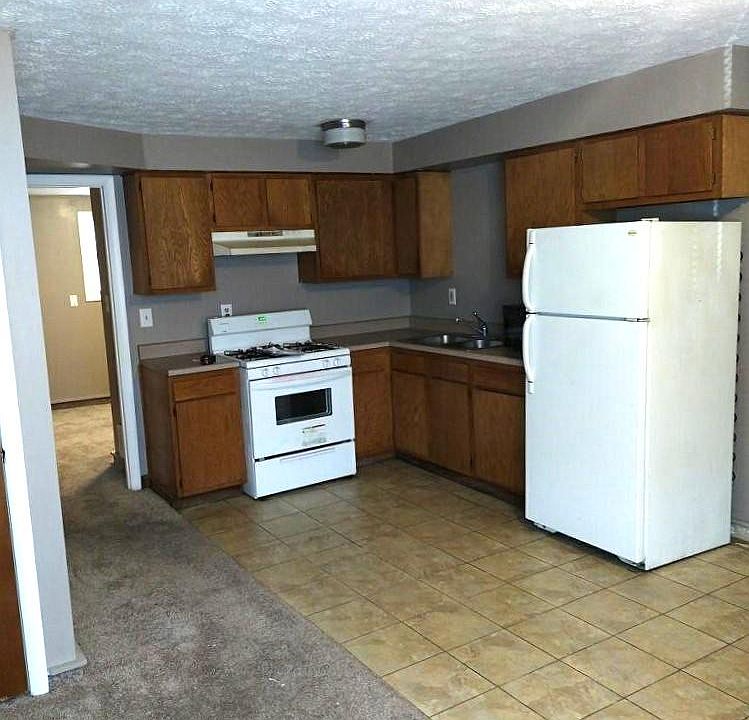 1st image of 247 S Liberty St APT 10