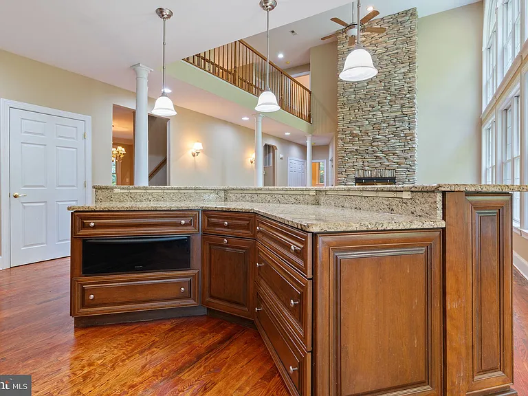 45105 Mill Creek Way — Photo 21