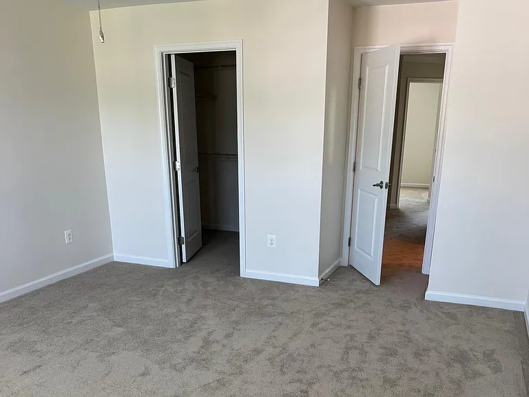 22851 Chestnut Oak Ter — Photo 11