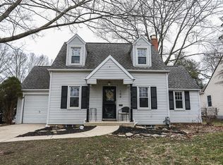144 E Schreyer Pl, Columbus, OH 43214