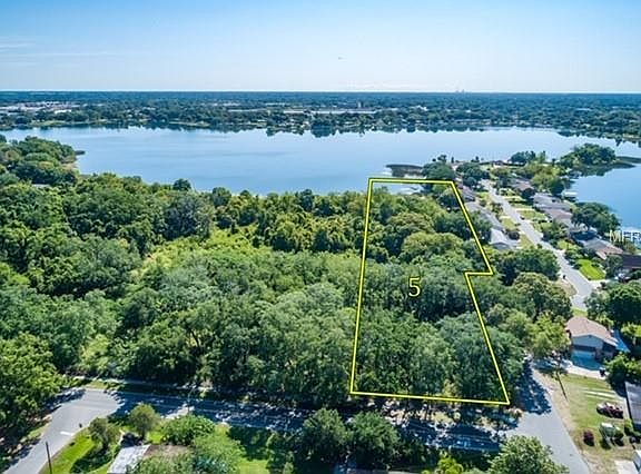2nd image of S Westmoreland (lot #050)