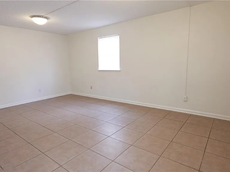4813 W Napoleon Ave — Photo 6