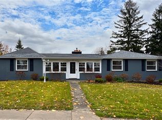 60 Waltham Ave, Lancaster, NY 14086